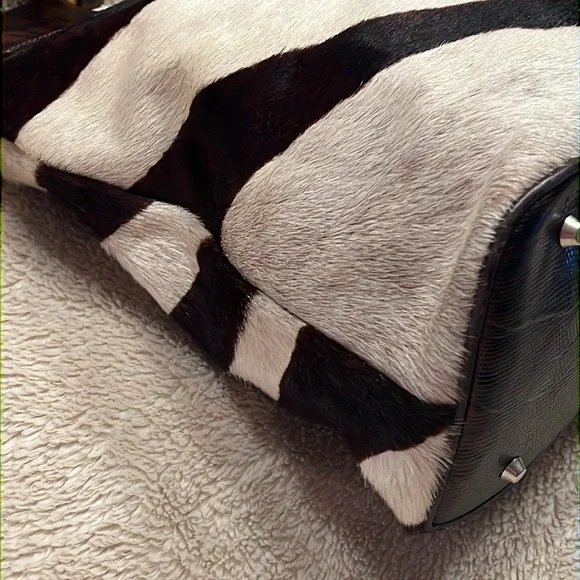 LAURA DI MAGGIO Tote - Picture 10 of 17